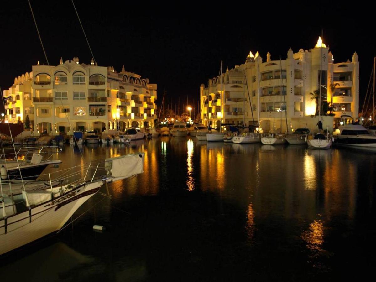 Cozy Corner 2 Bedroom Apartment On New Island Complex In Marina Harbour Benalmadena Luaran gambar