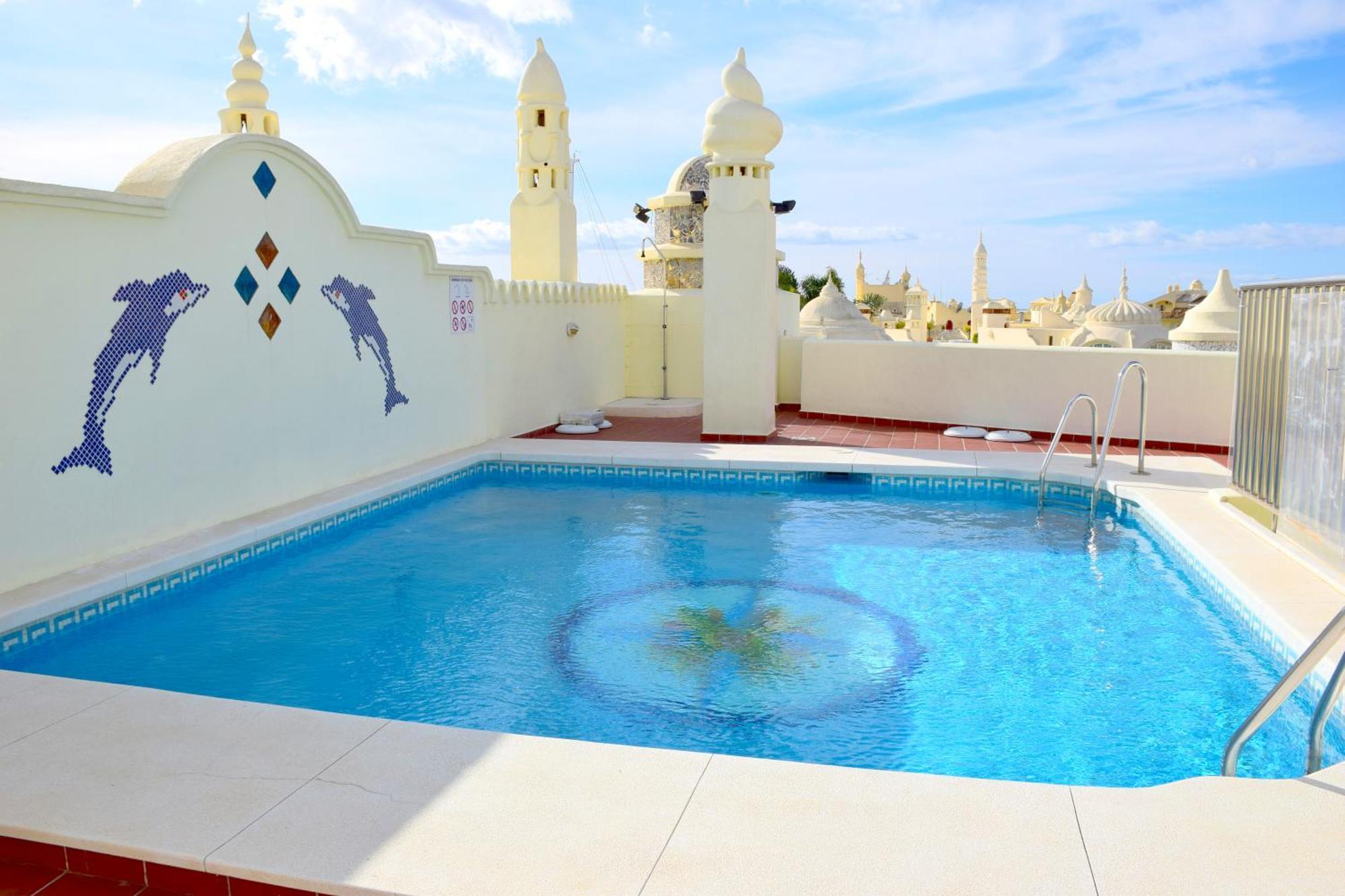Cozy Corner 2 Bedroom Apartment On New Island Complex In Marina Harbour Benalmadena Luaran gambar
